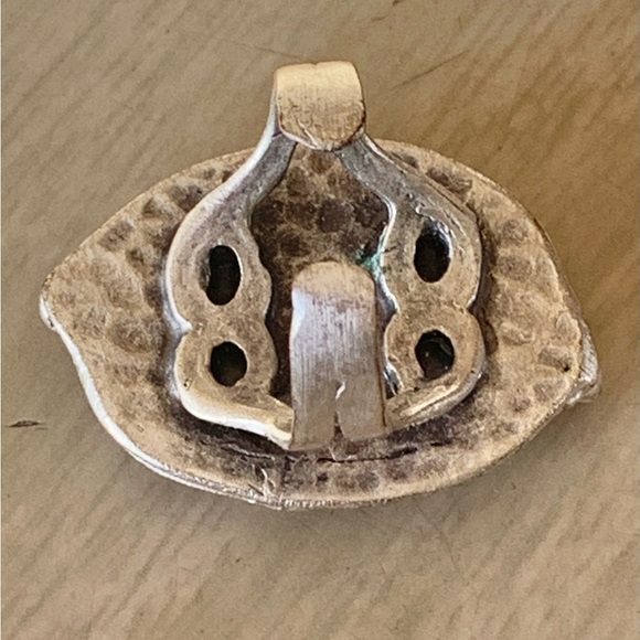 Gem stone Labradorite from Quebec - Picture 4 of 6